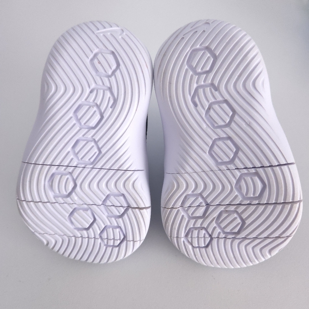 Nike Infant Flex Contact Sneakers size 3C - Picture 11 of 11